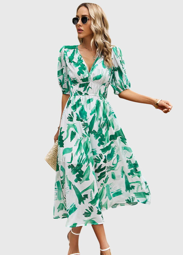 Joyce | Flattering Floral Midi Dress Green