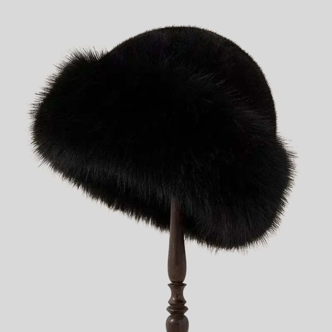 Amber | Luxe Winter Hat Classic Black