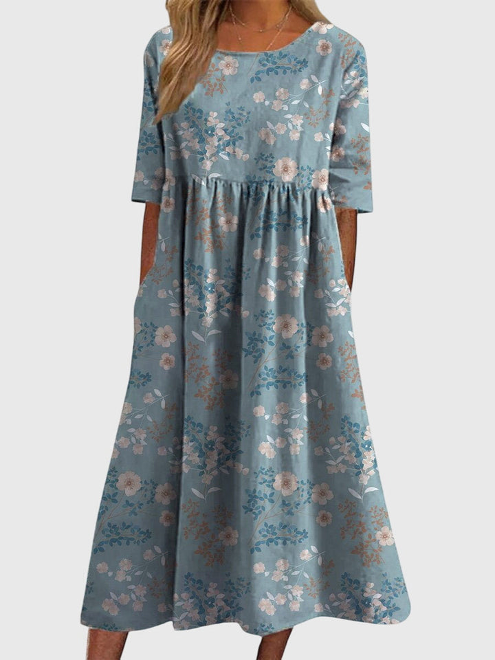 Marleen | Flattering Dress Light Blue