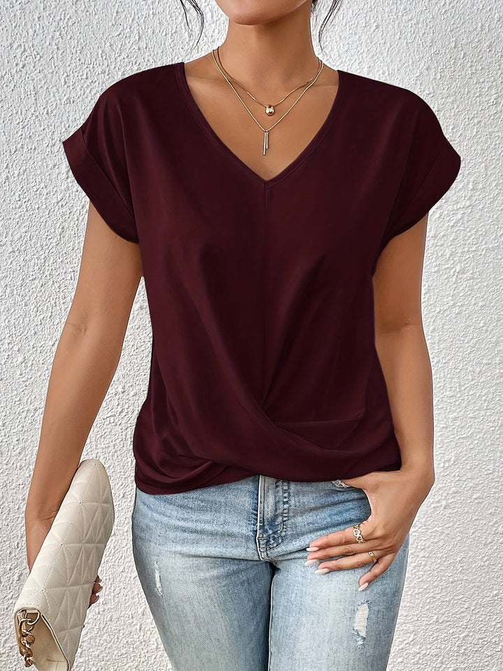 Liv | Casual T-shirt with Heart-Shaped Neckline Burgundy