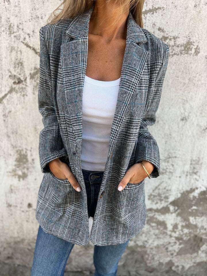 Svala | Elegant Checked Blazer for Winter Black