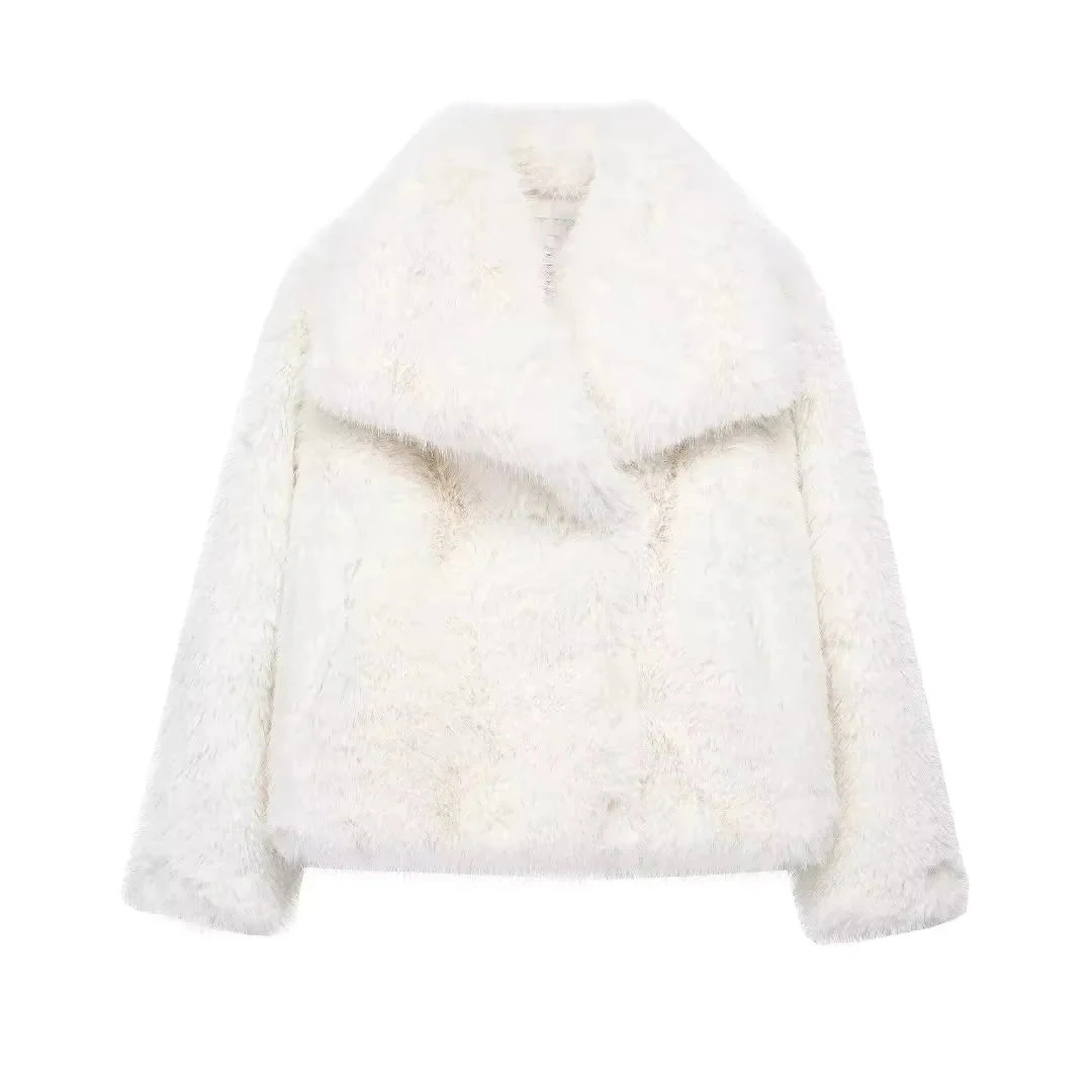 Vibeke | Fur Effect Coat White