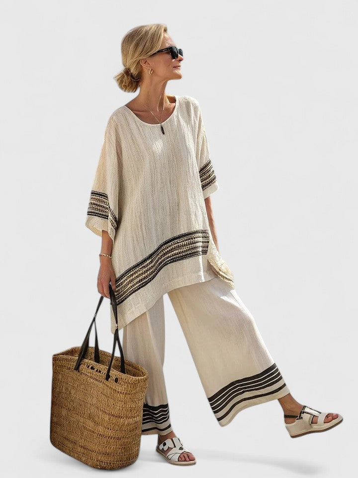 Brandy | Cozy Two-Piece Set Black Stripe