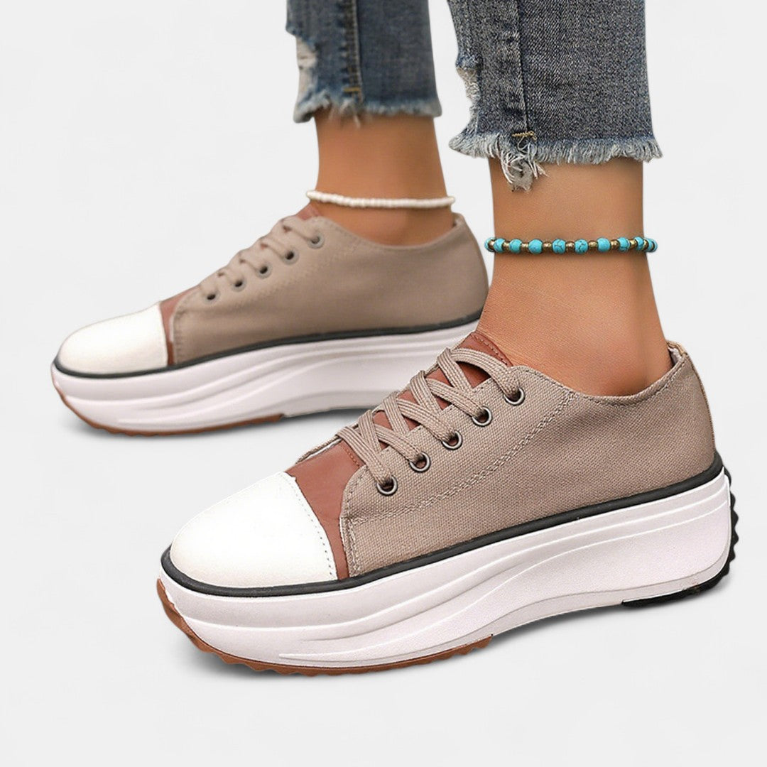 Alessandra | Comfortable Sneakers Brown