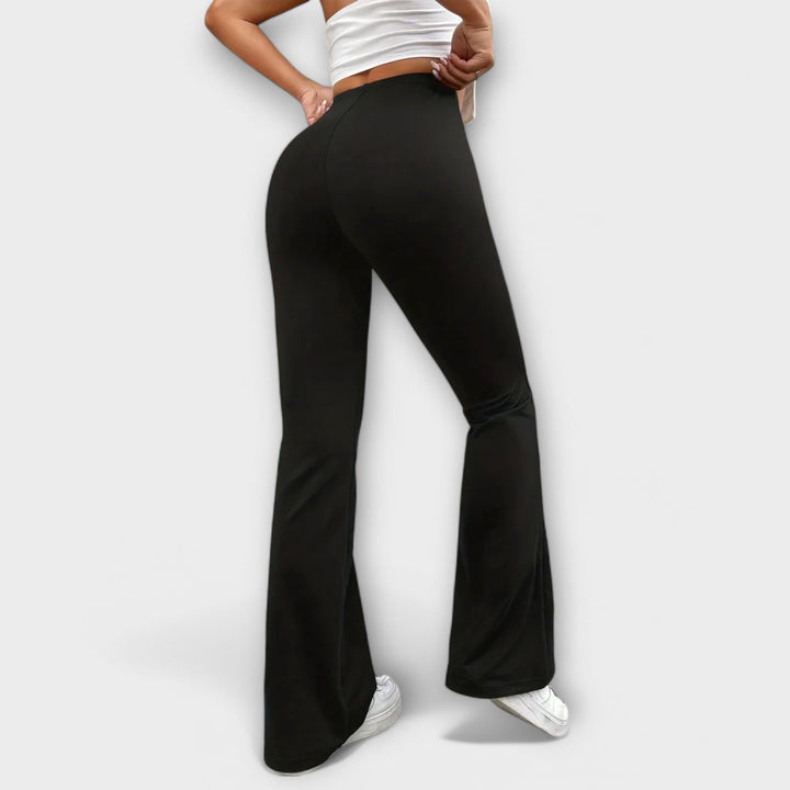 Solea | Relaxed Pants with Flared Leg