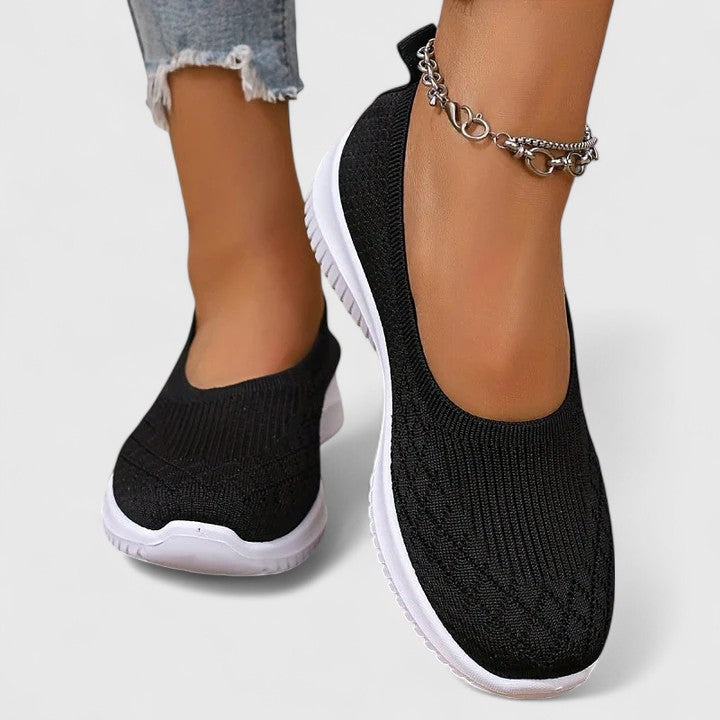 Abigail | Orthopedic Slip-Ons Black